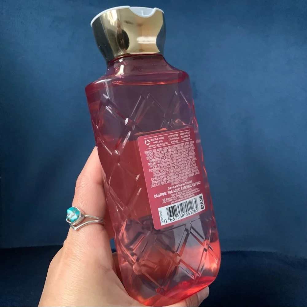 • NEW! [B&BW] Champagne Toast •